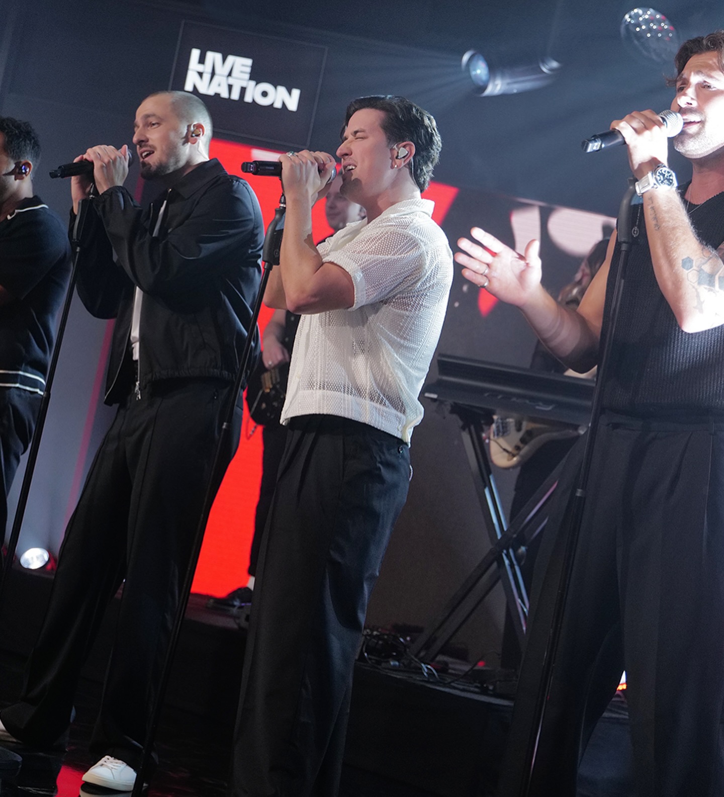 Kendall Schmidt Fills In for Matt Damon on Kimmel