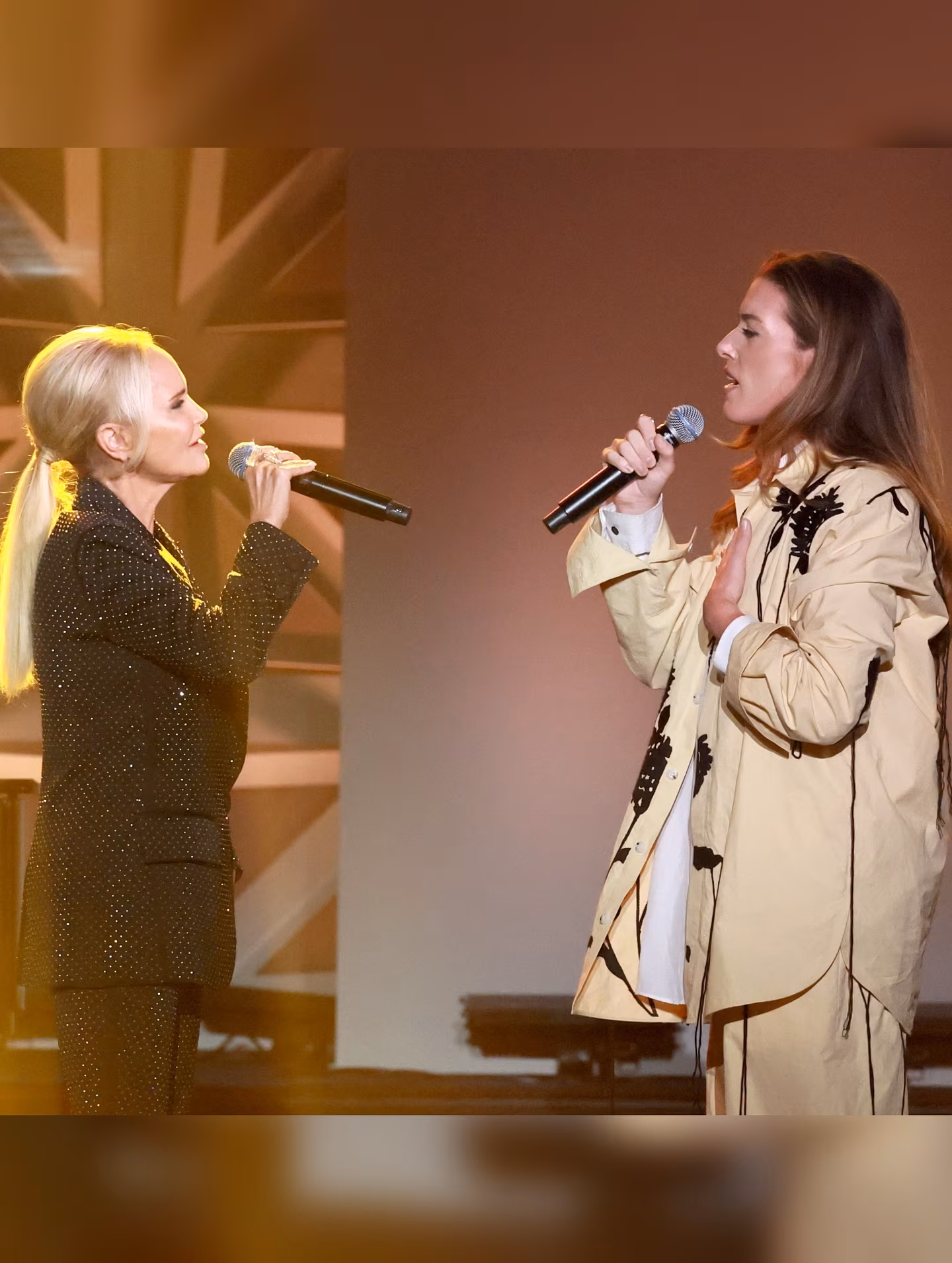Kristin Chenoweth Honors Songwriters Hall of Fame Class of 2025