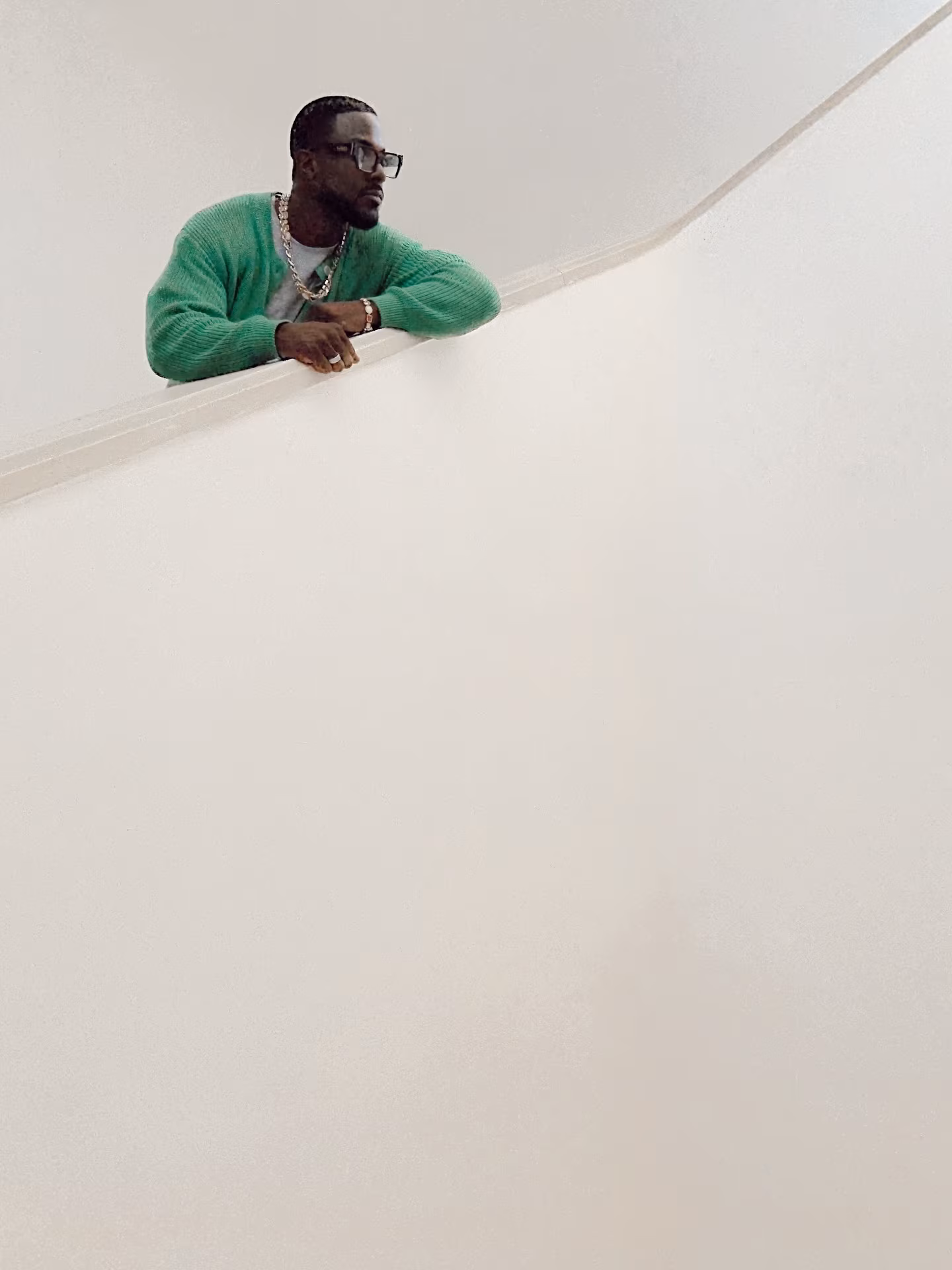 Lance Gross Goes Green in Breezy Beach Reel Actor-turned-photographer channels eco-chic vibes on the coast with fresh hues ocean stoke