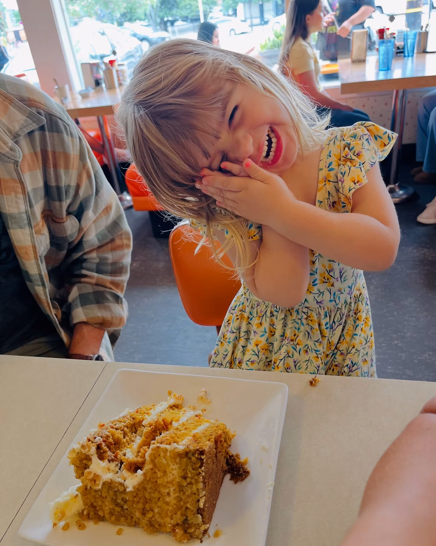 Lyndsy Fonseca Celebrates Daughter Evey’s 3rd Birthday TV star shares photos of her tiny Gemini girl turning three amid pastel cakes and pure joy