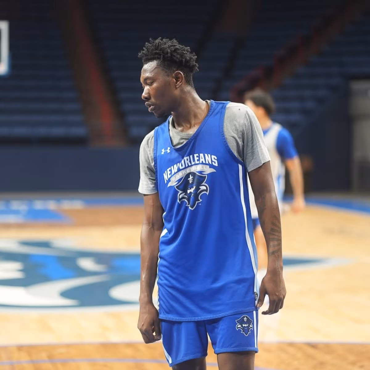 Rapper-turned-exec captures family first spirit with UNO hoops roster showing hustle vibes