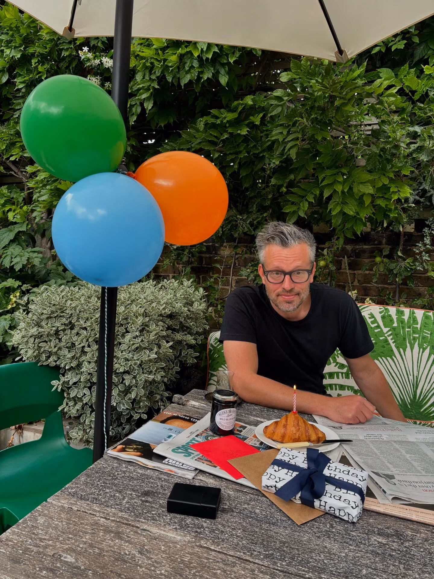 Minnie Driver Celebrates Rescue Dog Bob’s Birthday with Gemini Flair Minnie Driver marks rescue dog Bob’s birthday in an Instagram post, dubbing him a Gemini!