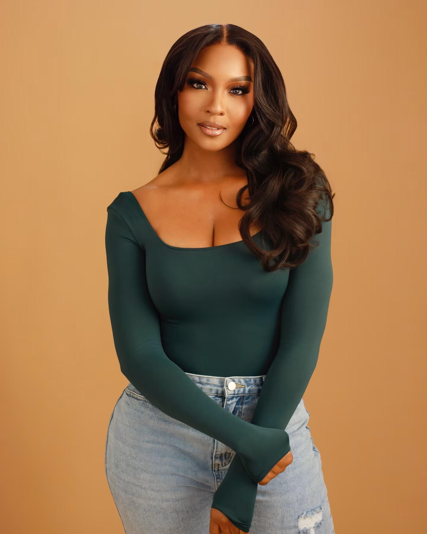 Osas Ighodaro Embraces Soft Strength and Gratitude Osas shares a mindful mantra prioritizing calm confidence, deep peace and heartfelt thanks