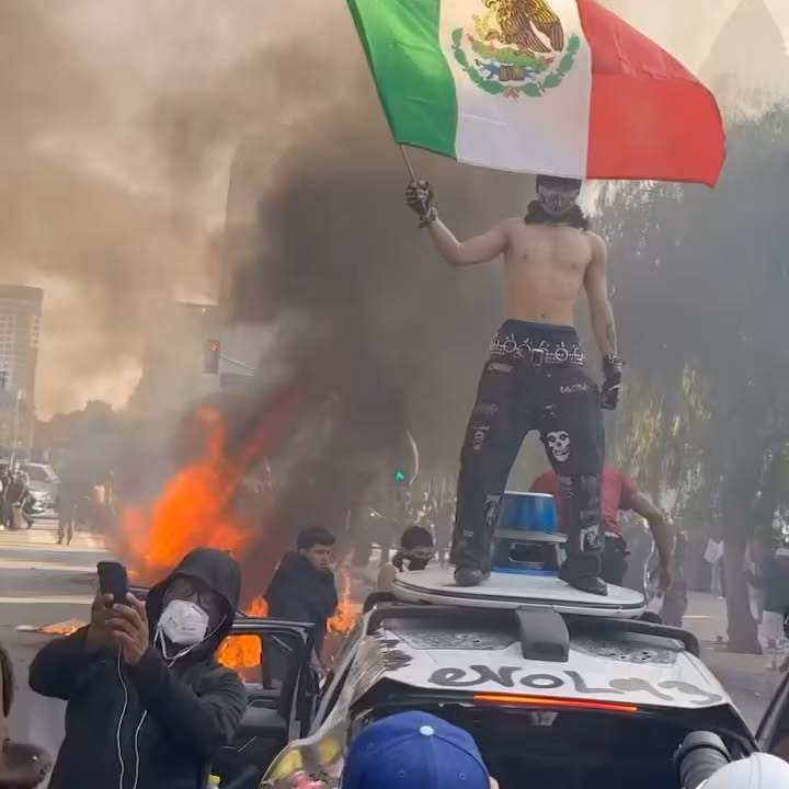 Tyrese Gibson Declares Viva Mexico on Sun-Soaked Getaway