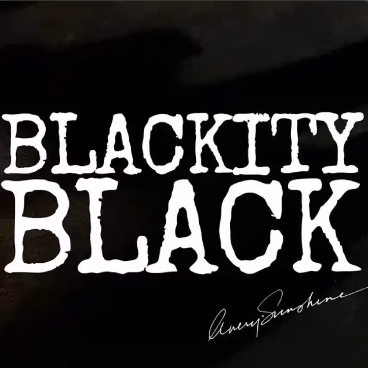 Yvette Nicole Brown’s Bold Juneteenth Black Power Tribute Community alum marks day with a striking proud all-black ensemble and an uplifting message!